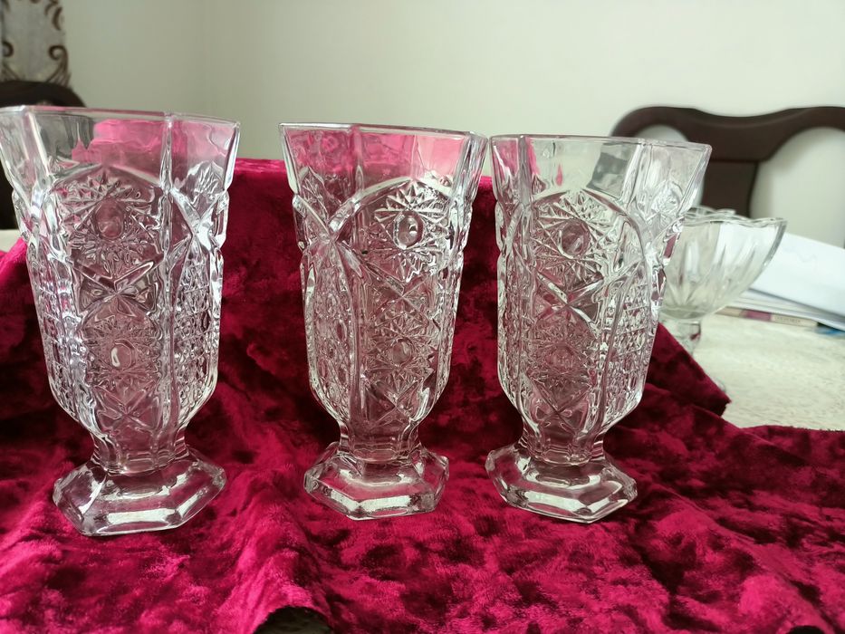 Продам стеклянные стаканы