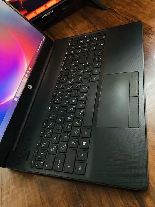 Hp noutbuk srochni sotiladi