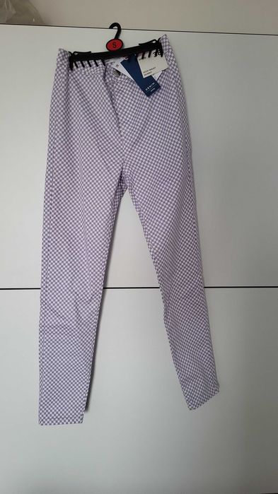 Blugi noi marimea 38