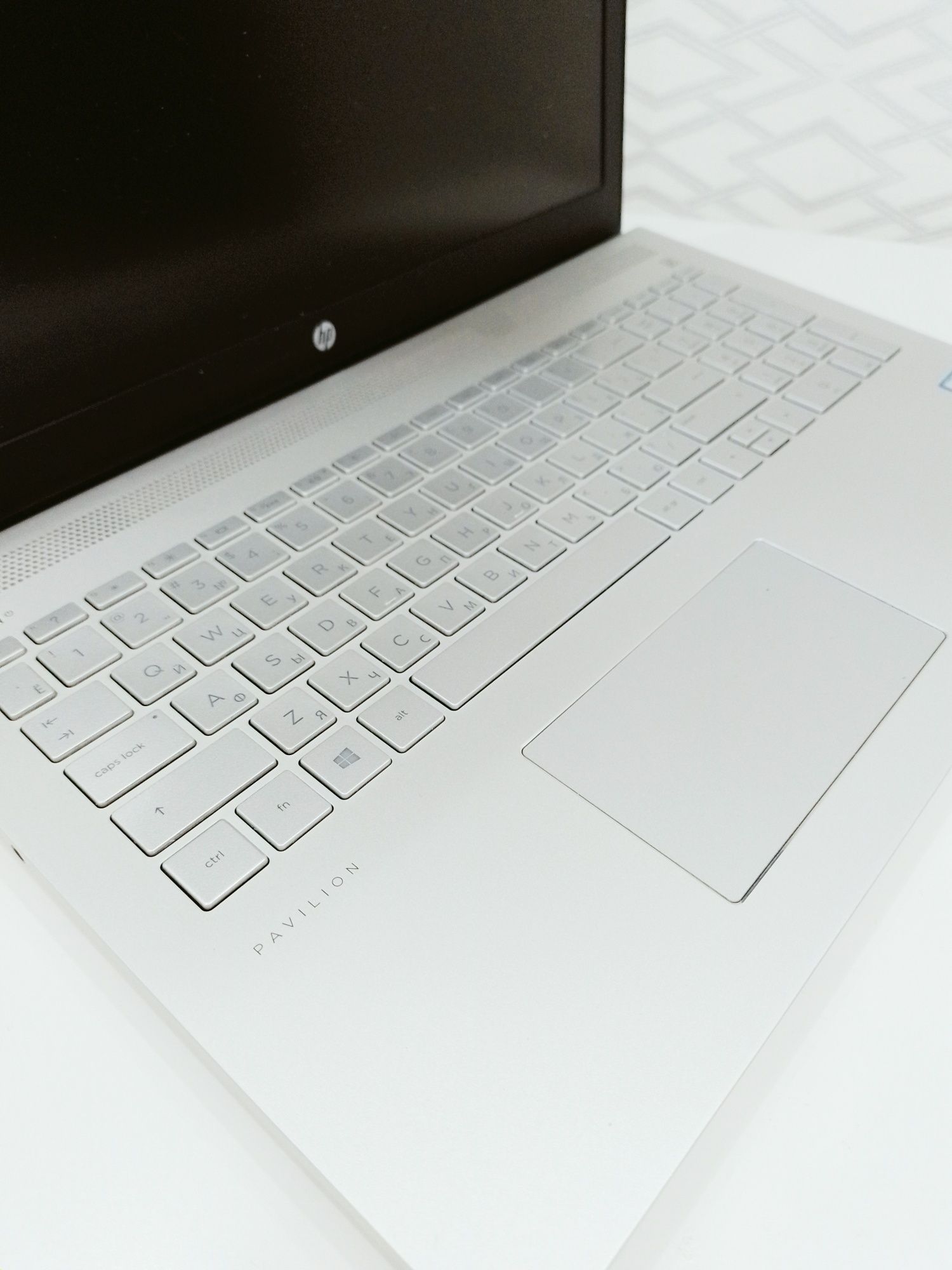 Ноутбук core i7 "HP Pavillion Laptop 15-cc014ur"