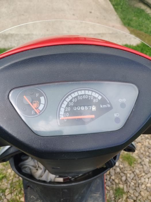 Scuter de 50 din 2008