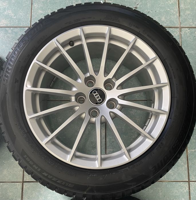 Jante aliaj R17 originale AUDI A4 B9 A5 A6 225/50/17 Bridgestone Noi