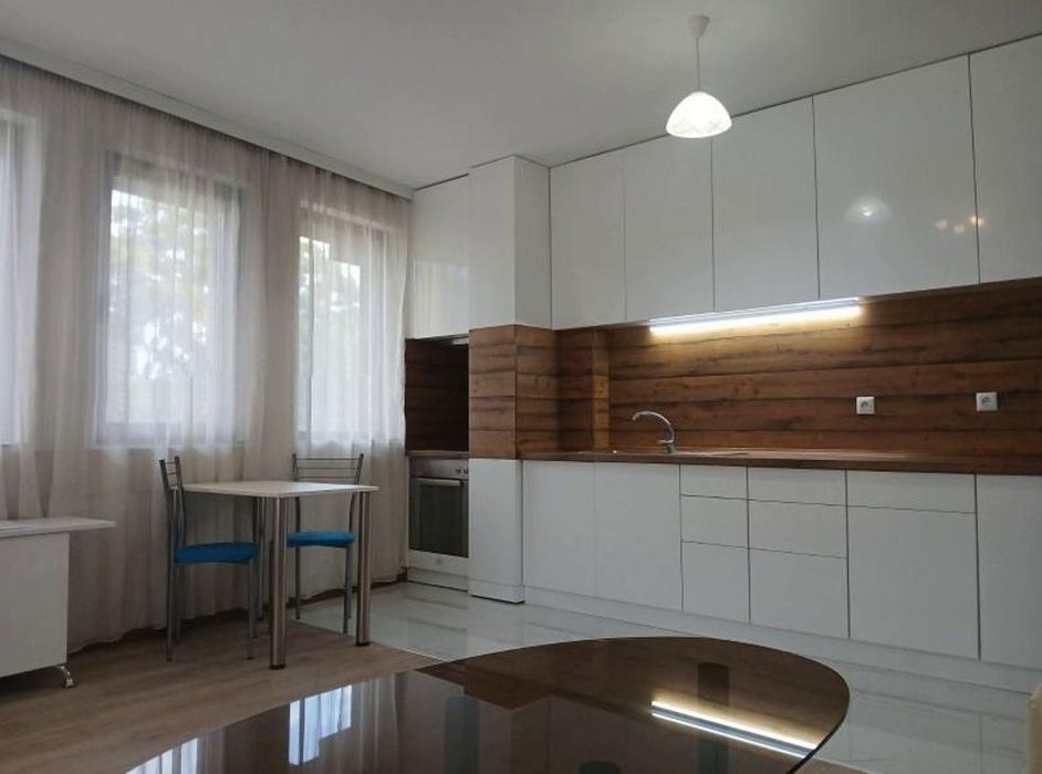 Двустаен, под наем, ж.к Оборище