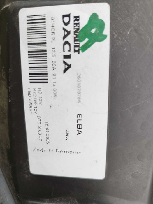 Far dreapta Logan 2025 original