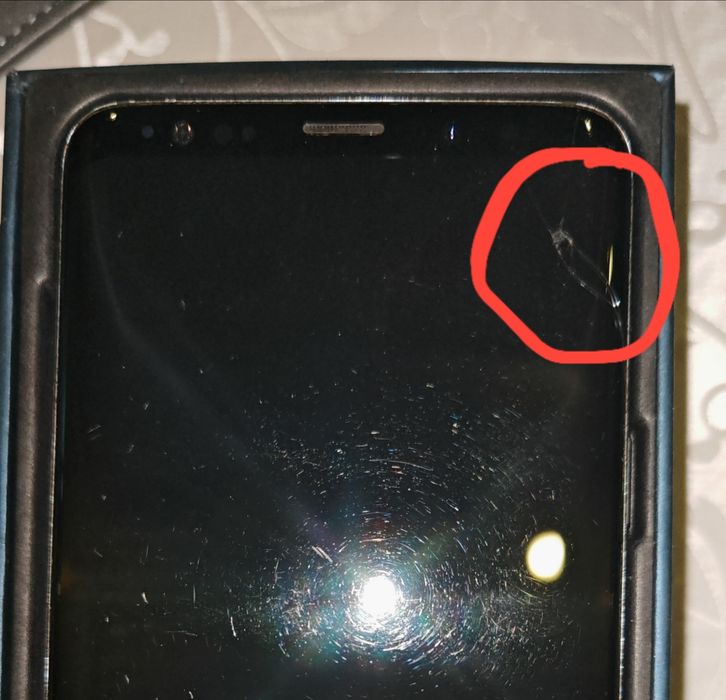 Samsung S9 +. Полностью в рабочем состоянии. Коробка, зарядка.