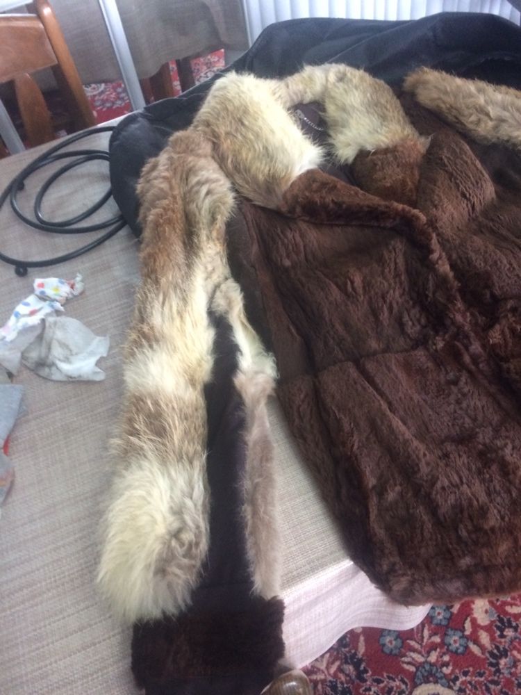 Ново,естествено кожено яке от рядка руска животинска кожа.