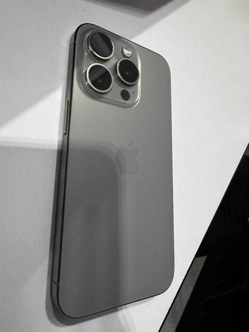 Iphone 15 Pro идеальном состояние