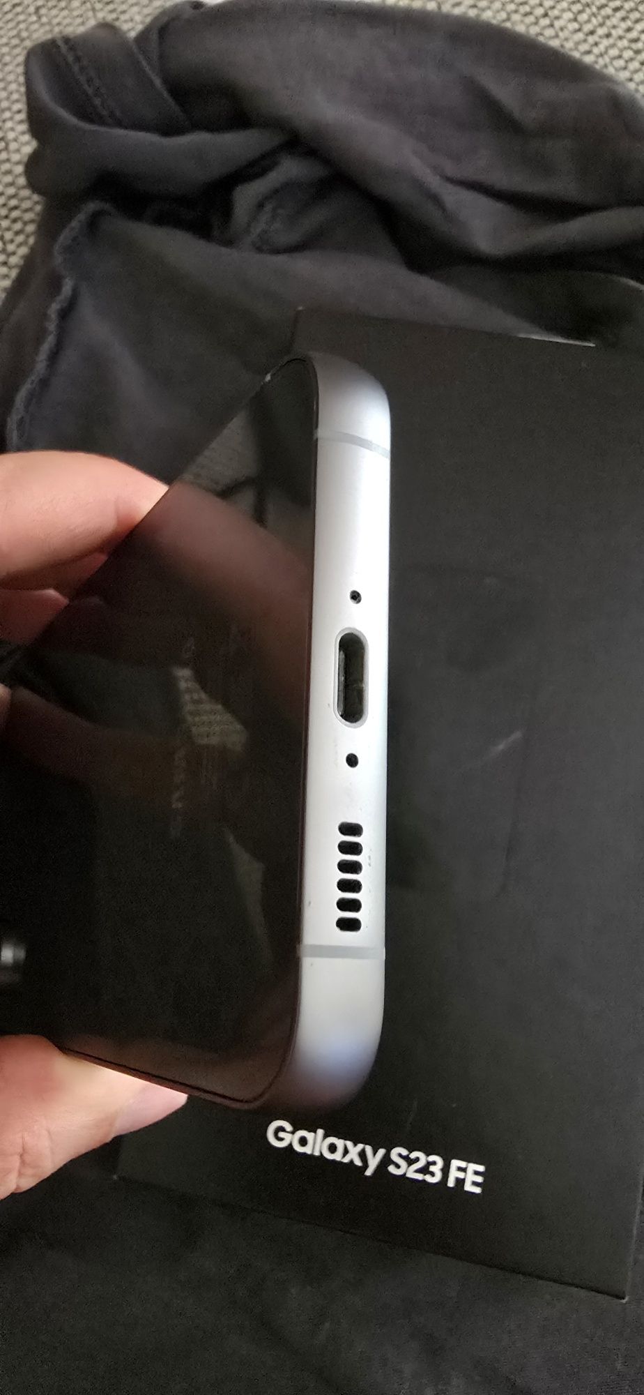 Samsung S23 Fe без абсолютно никакви забележки
