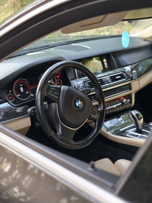 Vând Bmw seria 5 f10 facelift!