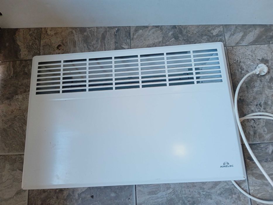 Радиатор /конвектор Airelec  1500w wata