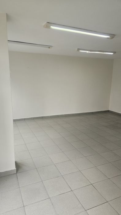 Дава се под наем Магазин в Стара Загора, Център - 40 кв.м за 300 € - Снимка #7