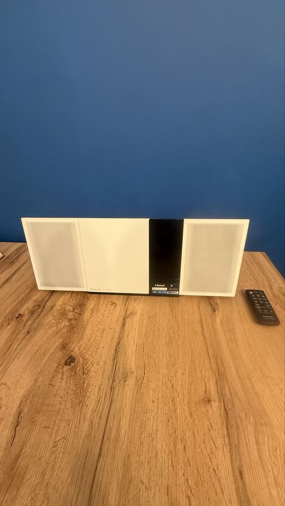 Sistem audio stereo Panasonic SC-HC49, impecabil