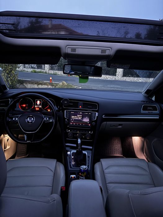 Volkswagen Golf 7, 2.0 TDI / 150 cp - configurație rară!