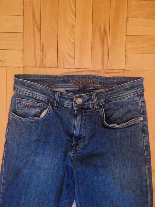 З броя дънки на Andrews Jeans