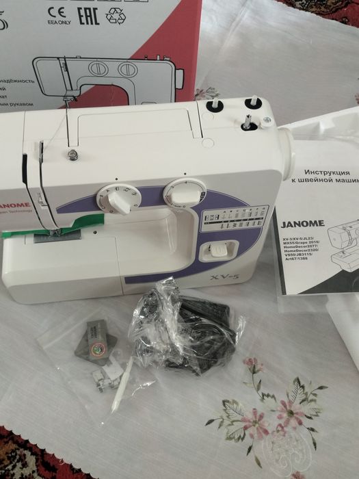 Швейная машина Janome. новая