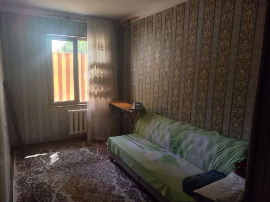 Продаётся квартира 2/1/4 в Чиланзарском районе 21 кв.