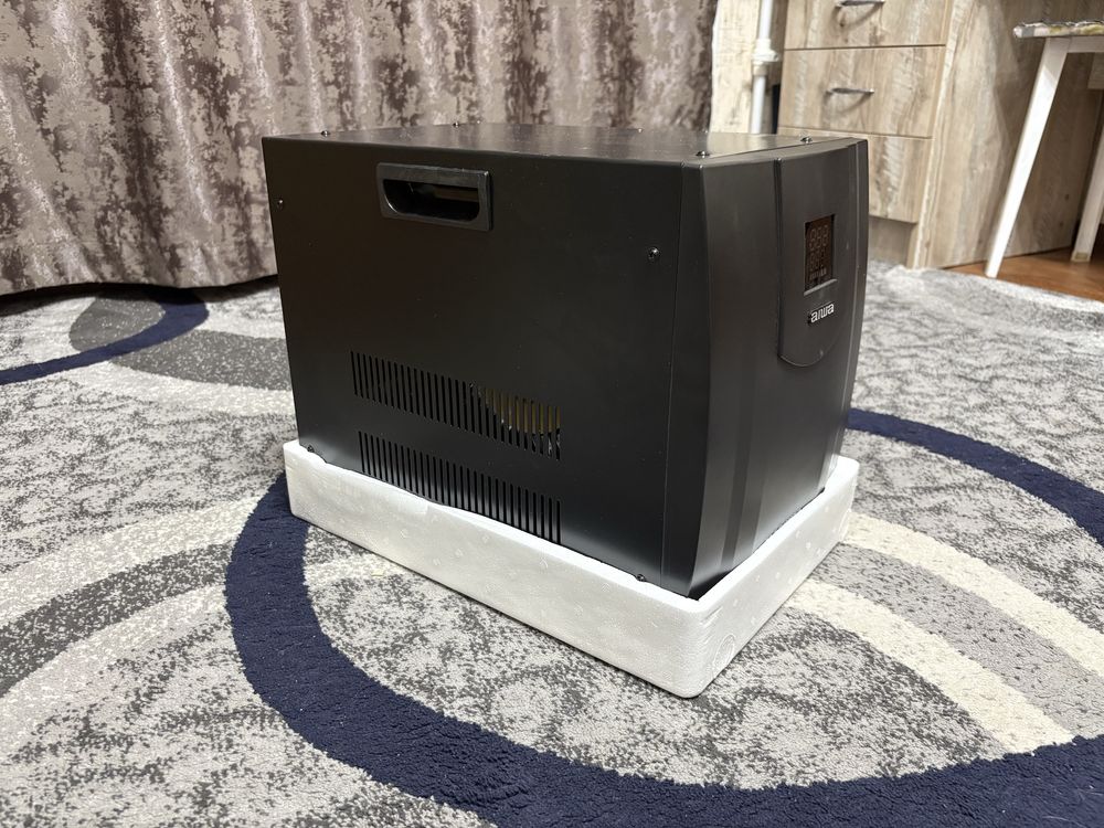 Стабилизатор напрряжения aiwa