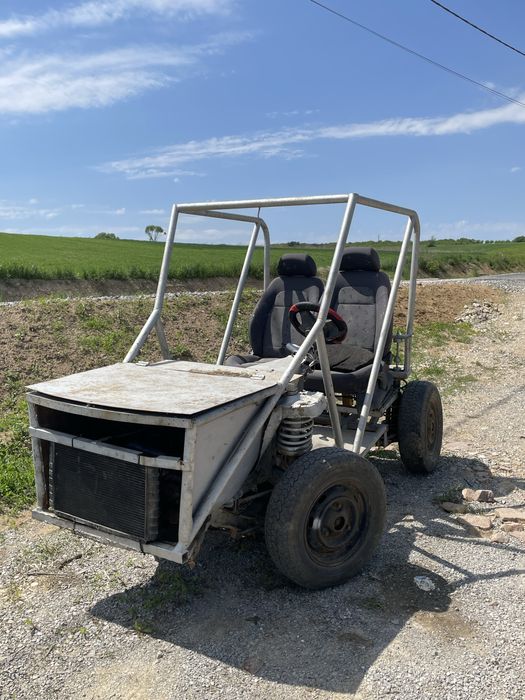Vând buggy ! 1.4.i