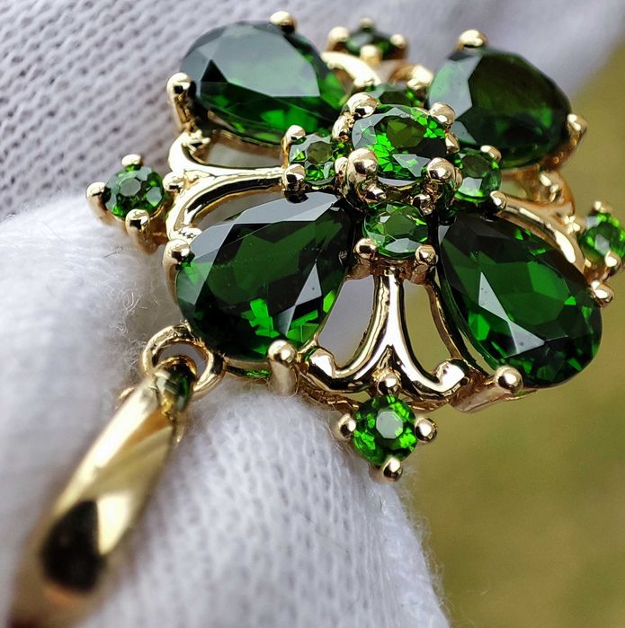 fascinant pandantiv aur 14k chrome diopside unicat