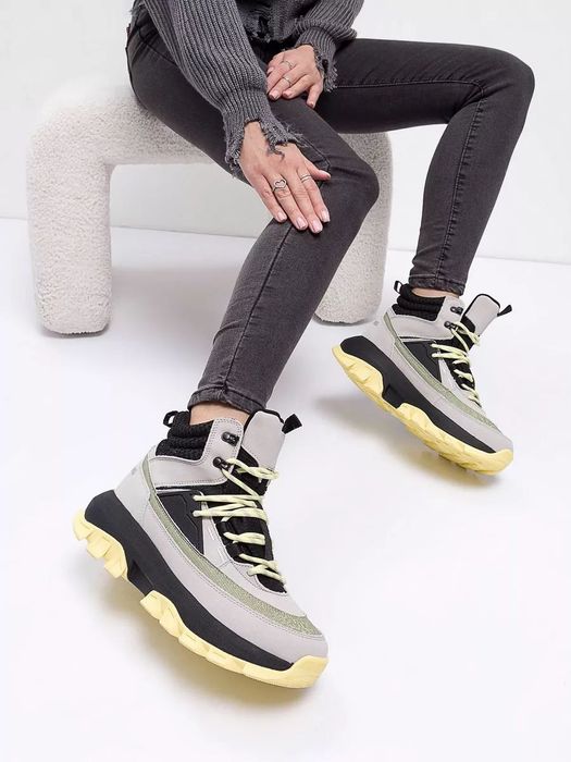 Женские зимние ботинки GRUNBERG