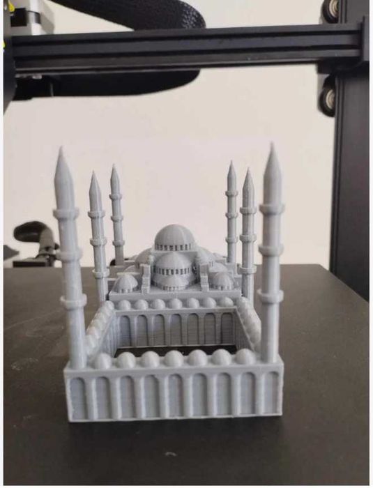 Tarixiy Binolarni modelini 3D printerda chiqarib beramiz