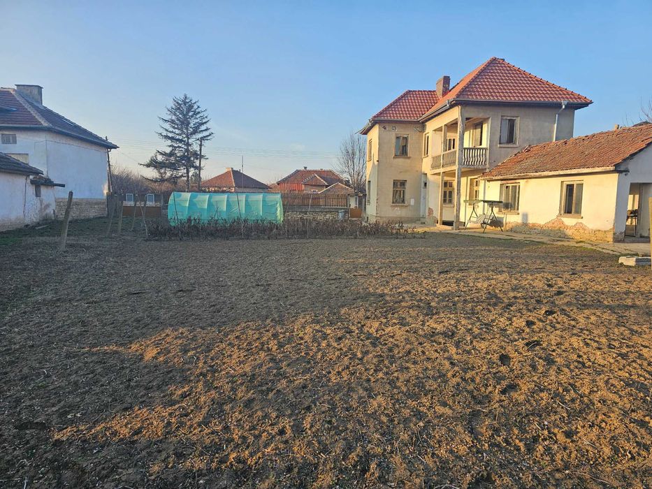 Продава се Къща в с. Лехчево, Област Монтана - 240 кв.м за 292 €/кв.м - Снимка #2