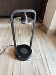 Lampa de masa cu incarcator wireless