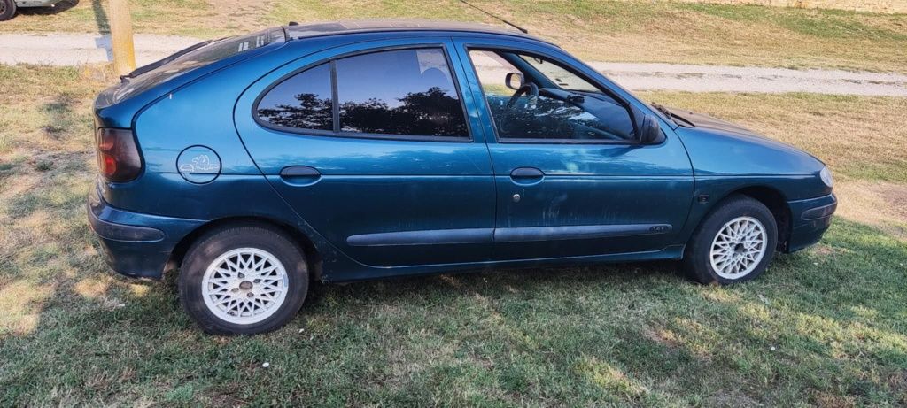 Renault Megan ..
