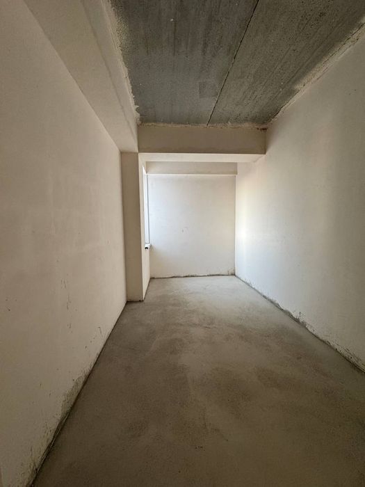 Срочно продаётся 3х -комнатная квартира коробка