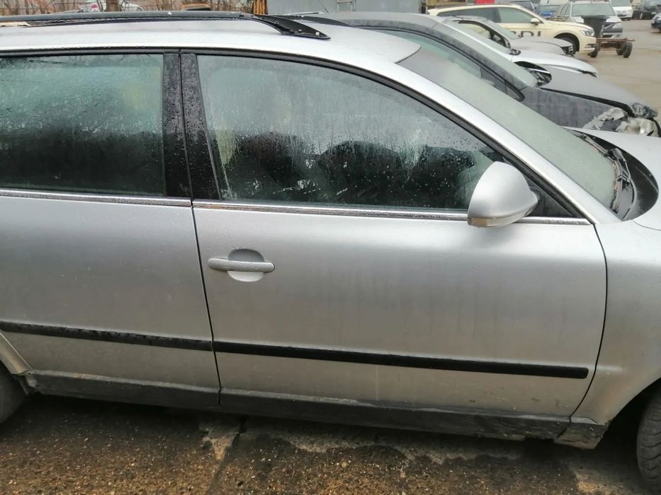 Dezmembrez Volkswagen Passat B5.5 Variant (3B6) 1.9 TDI AVB 2005