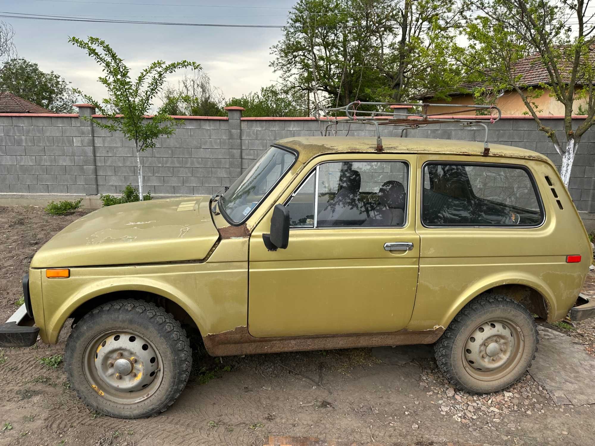 Лада Нива, бензин