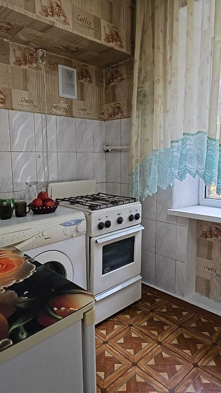 Почас,посут.1,2комн кв. р он. Вокз,Абая196 ,139(Айлара уентр),жд.больн