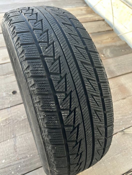 Зимние шины 205/55/R16