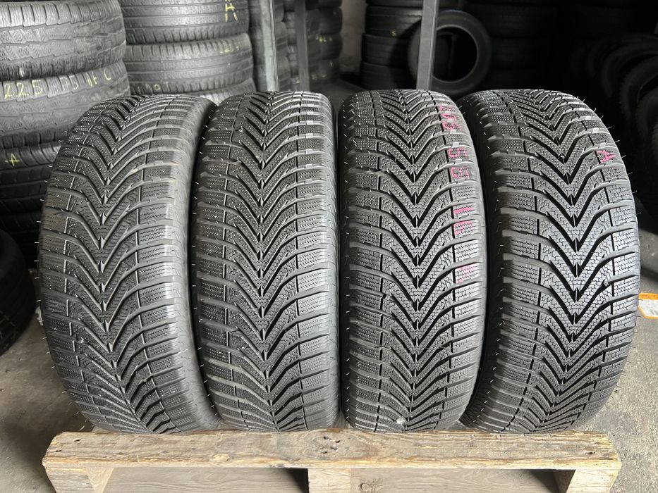 4 anvelope de iarna 205/55/16 Vredestein 7-8 mm!