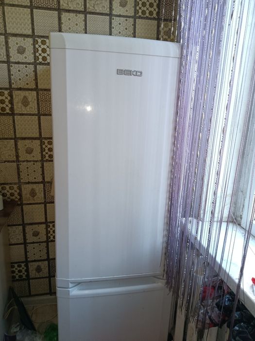 Продается холодильник