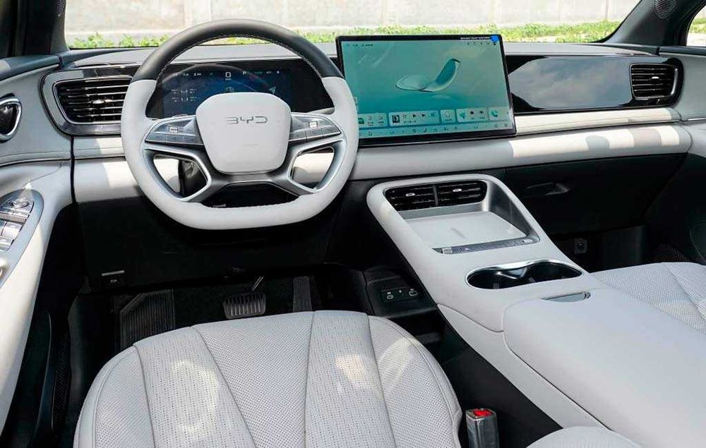 BYD SeaLion-06 605 Pilot Plus. белый салон