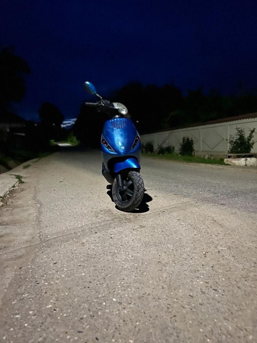 Vând sau schimb Piaggio Zip 4t