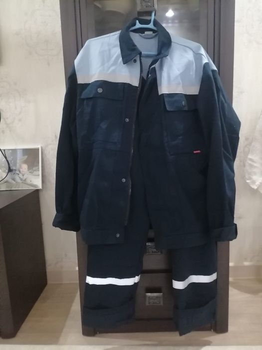 Продам новый 1 комплект спец одежды