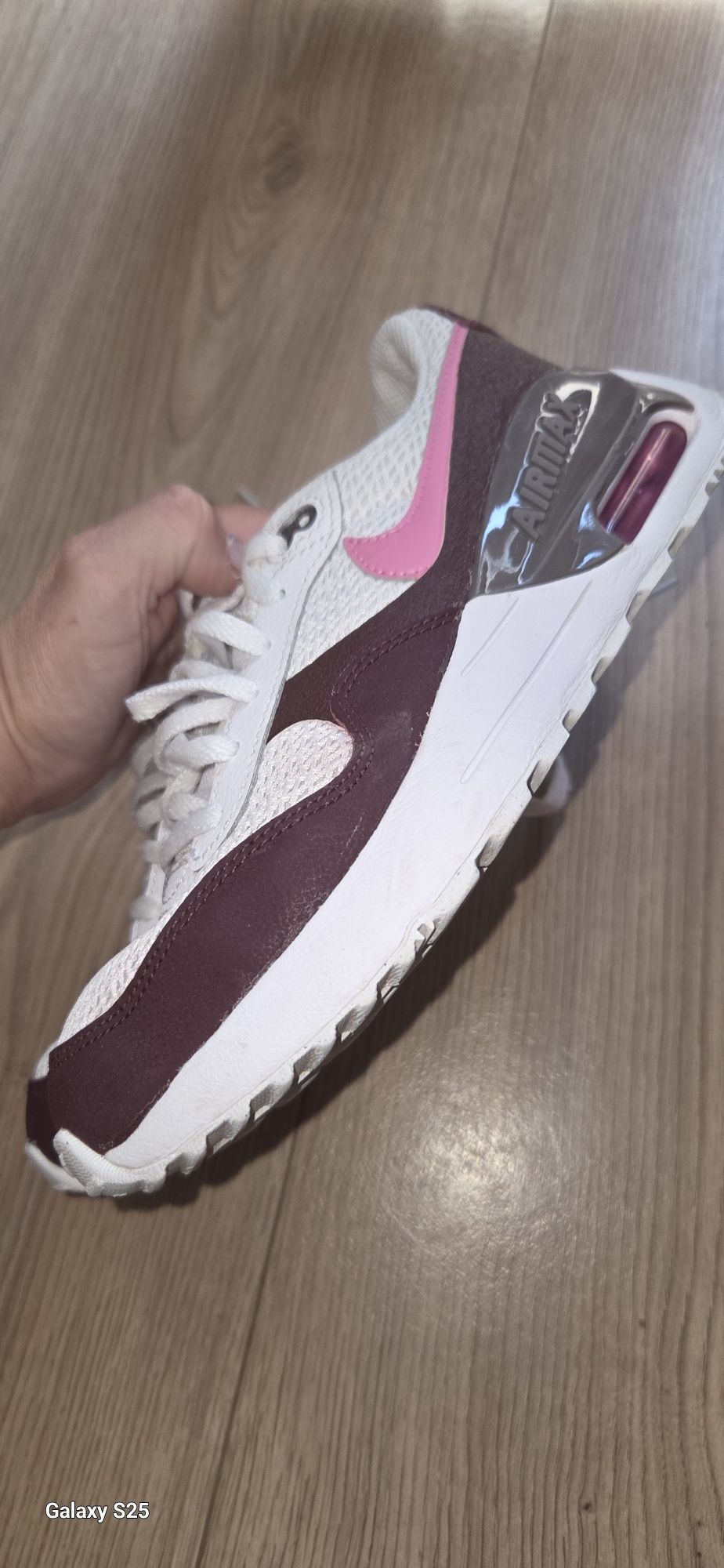 Маратонки Nike air max