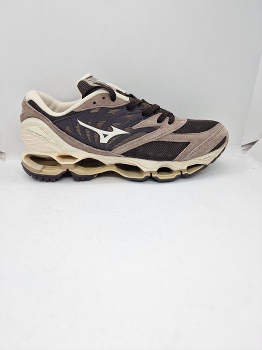 Mizuno Wave Prophecy LS nr. 42