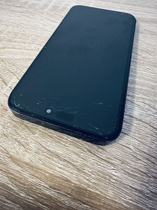 Iphone 14 Pro Max, spart fata/spate