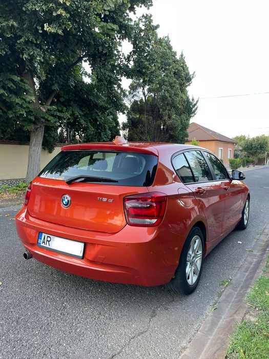 Vând BMW 116d Efficient Dynamics Edition