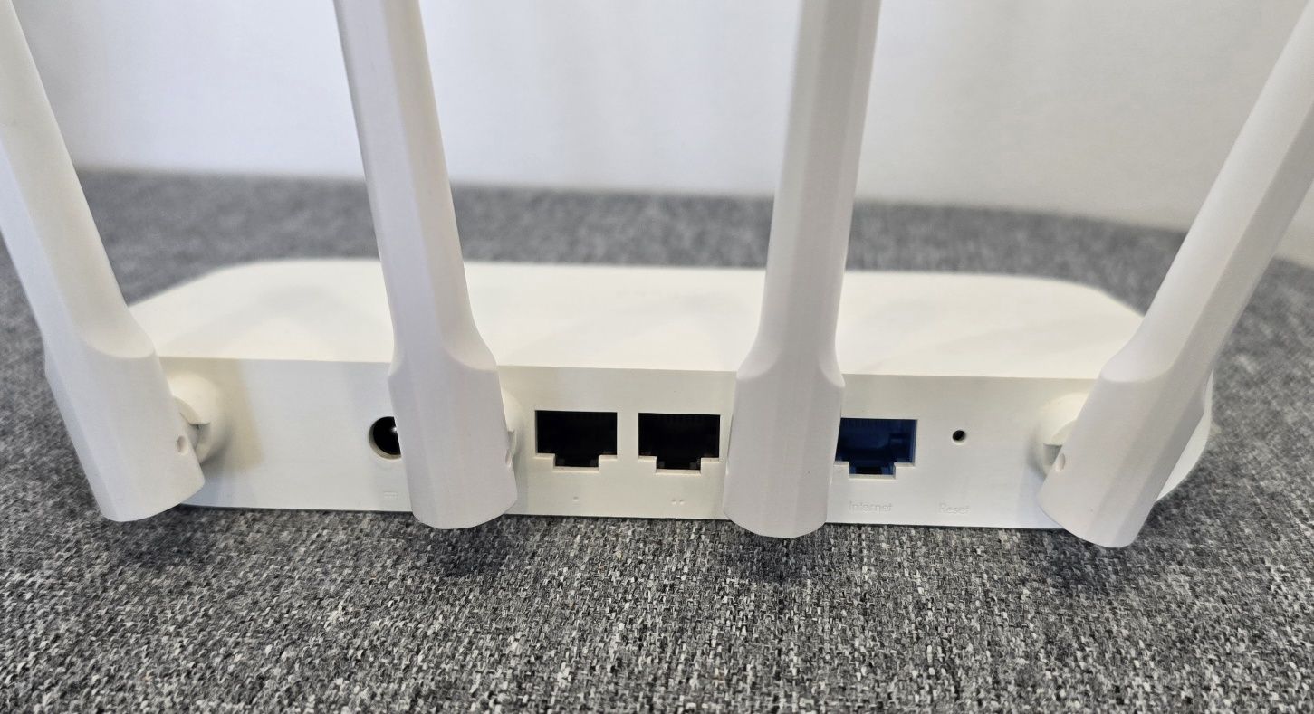 Маршрутизатор Wi-Fi точка доступа Xiaomi Mi Router 4С Белый