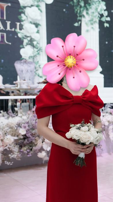 Продам красное вечернее платье