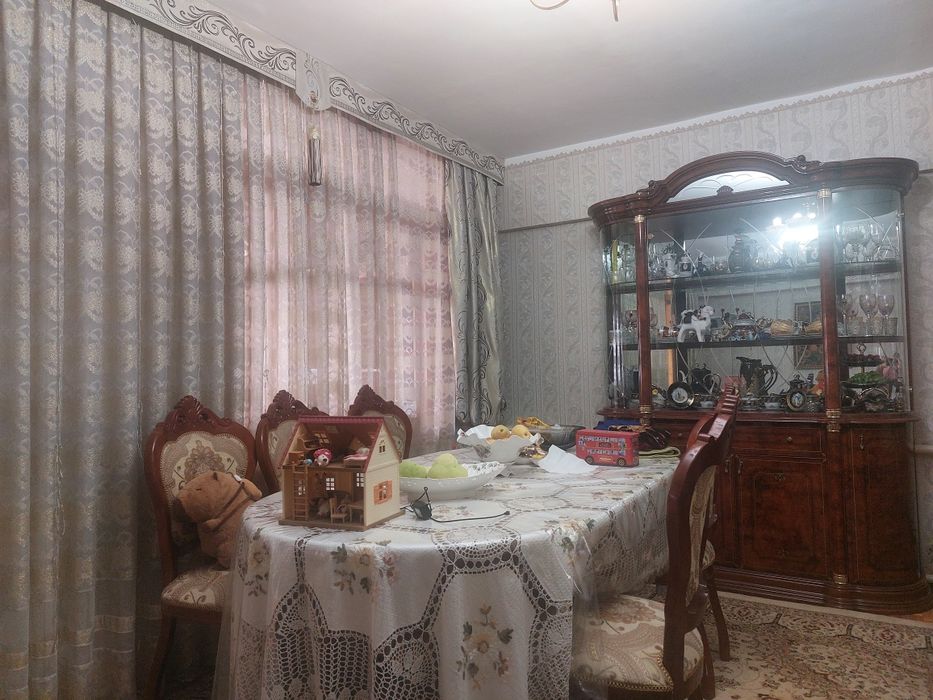 Продается квартира в центре Ферганы