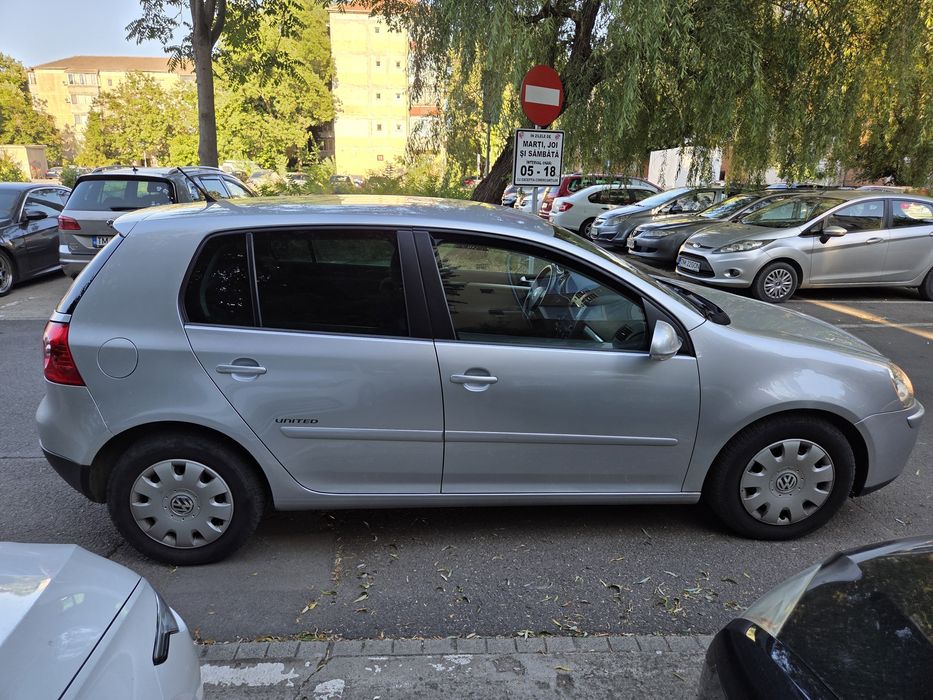 Vw golf 5 1.6 benzina