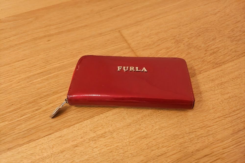 FURLA портмоне лак