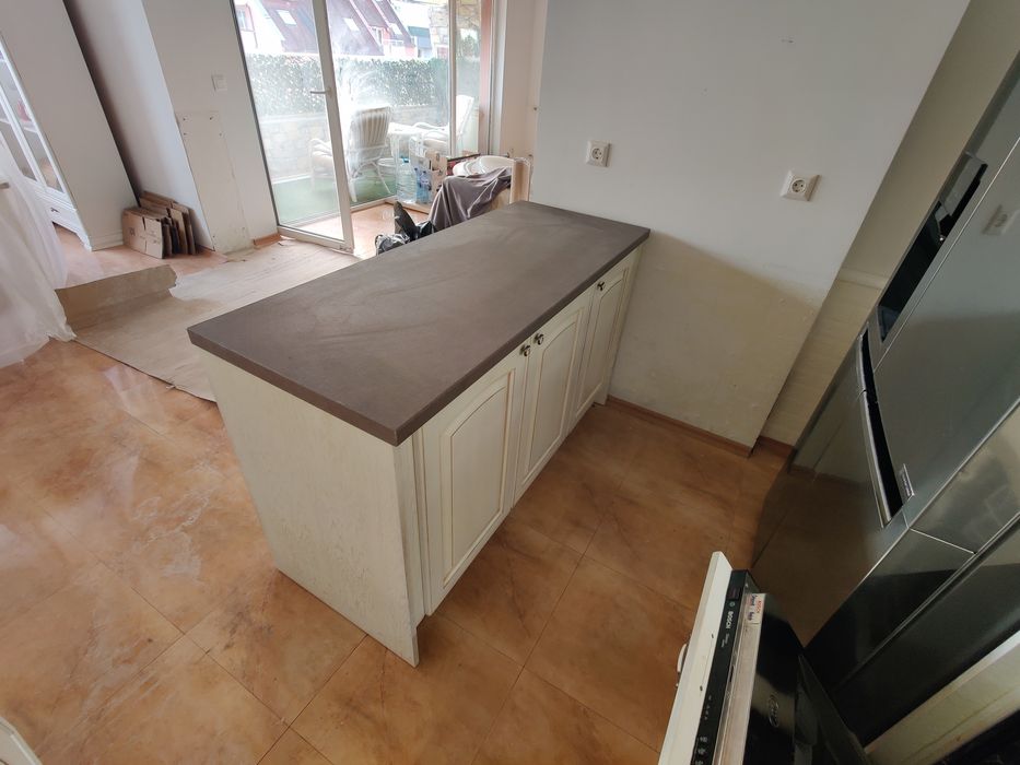 Атрактивна кухня Abanos