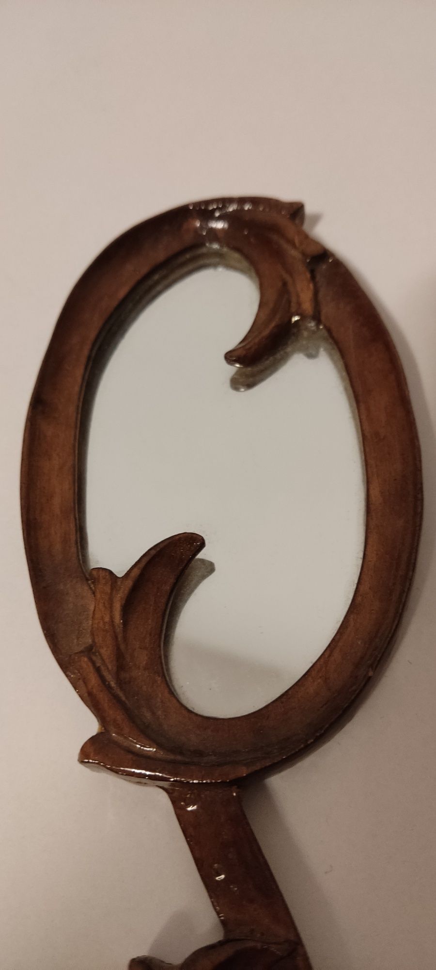 Oglinda vintage din lemn sculptat și lacuit