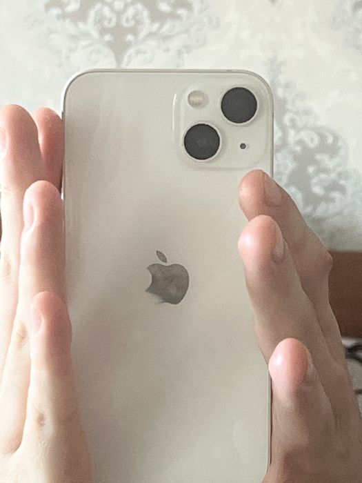 Iphone 13 128гб, белый, состояние отличное, без царапин,аккамулятор90%